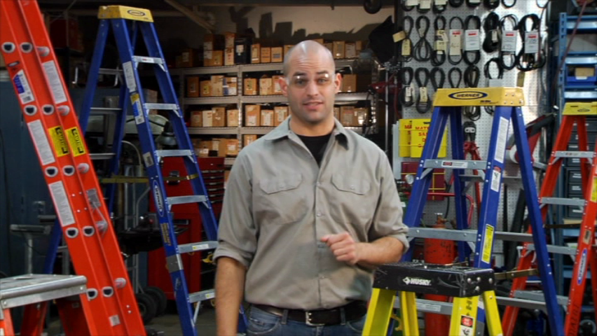 A safety trainer explaining how to select, inspect, transport, set up and work on ladders safely